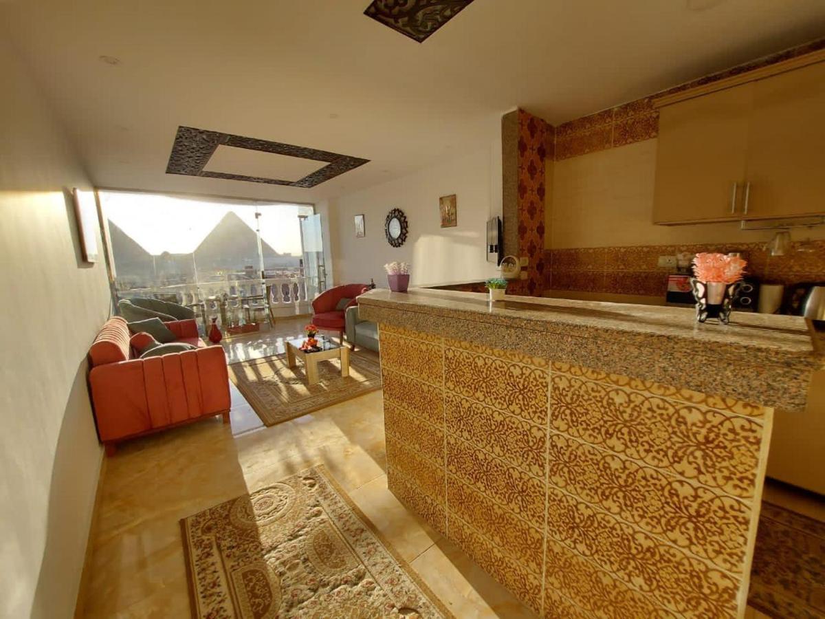 Full Pyramids View Apartment With Balcony For 8 P Kafrat al Jabal Bagian luar foto