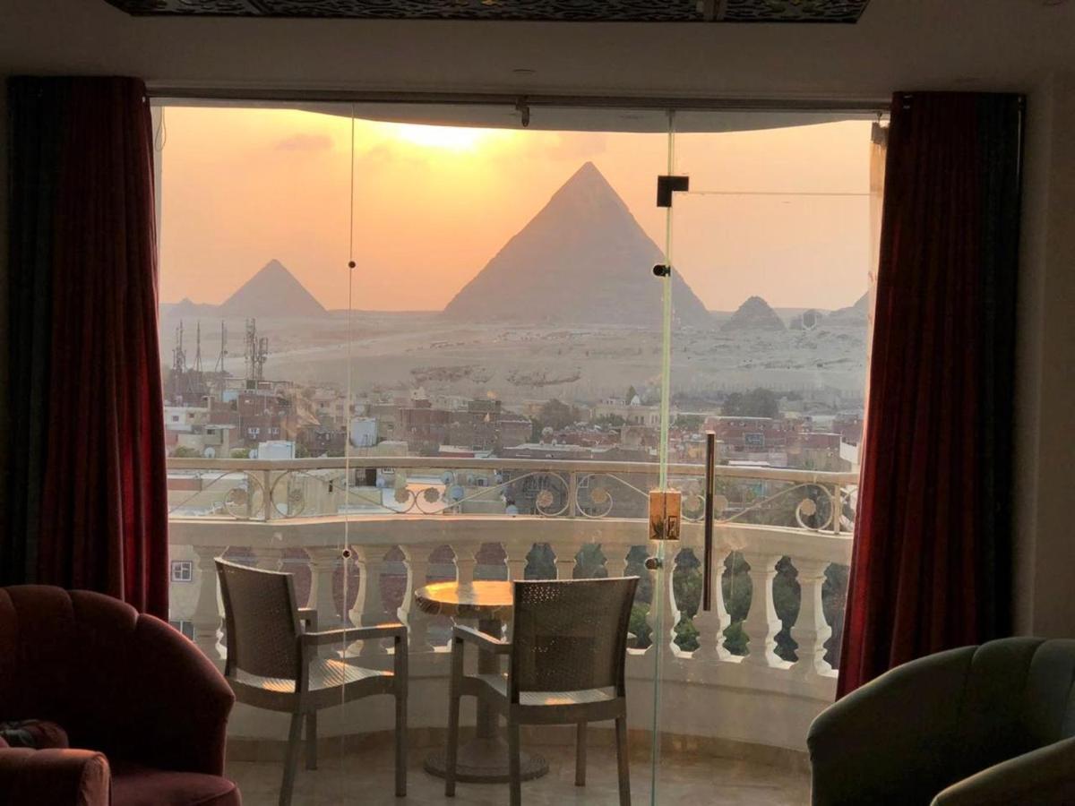 Full Pyramids View Apartment With Balcony For 8 P Kafrat al Jabal Bagian luar foto
