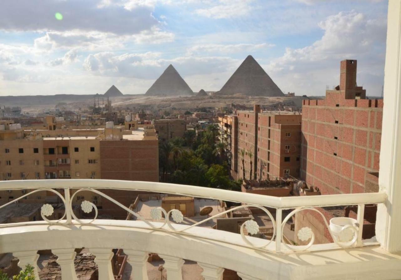Full Pyramids View Apartment With Balcony For 8 P Kafrat al Jabal Bagian luar foto